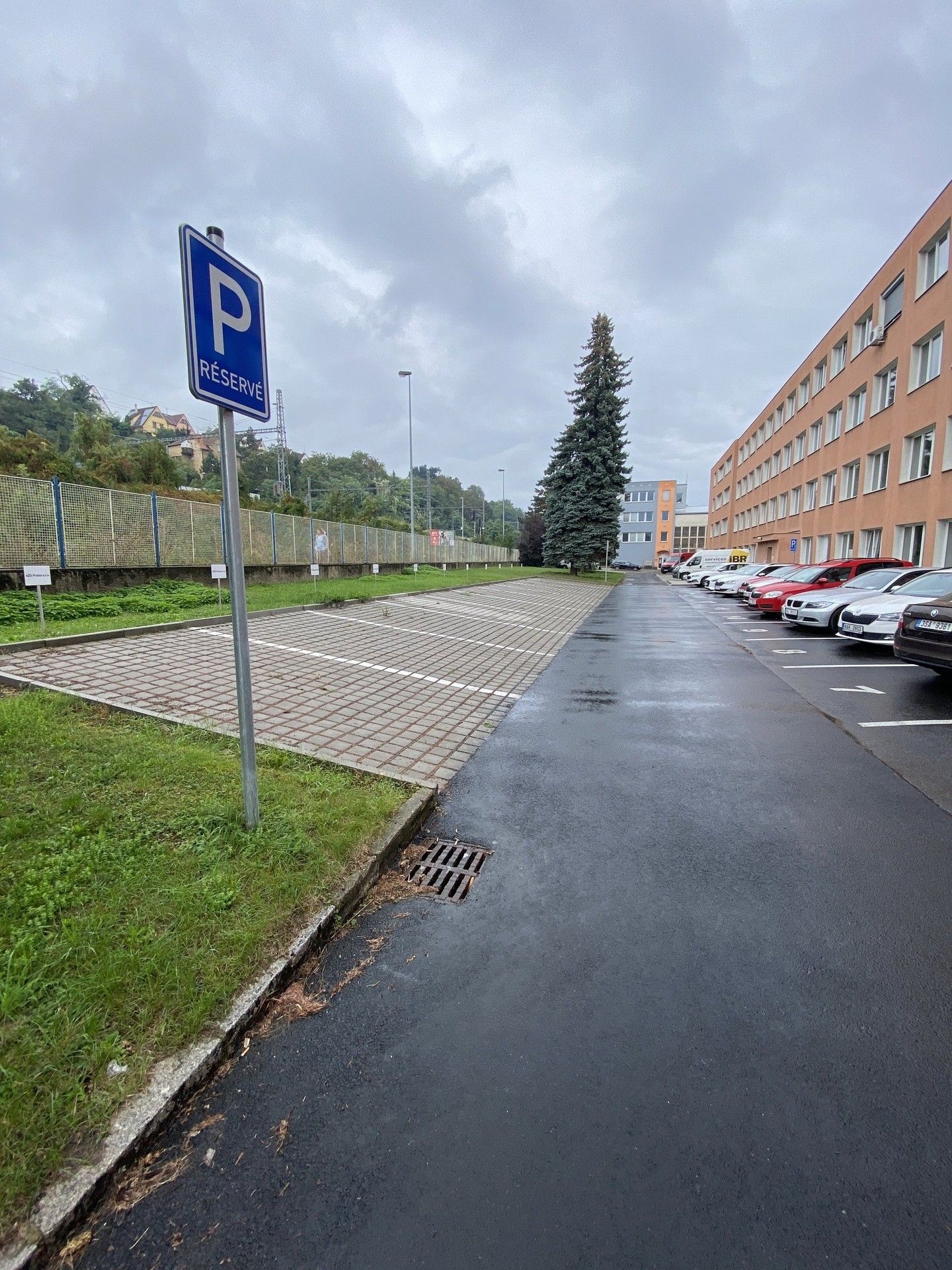 Pronájem kancelář - Vrážská, Praha, 774 m²