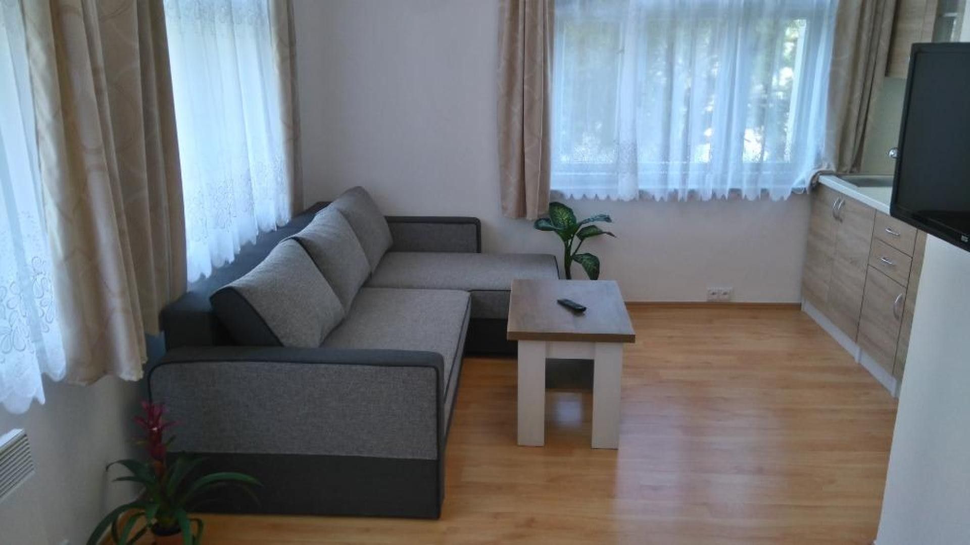 Byt 1+kk · 26 m² · Turnov - 3