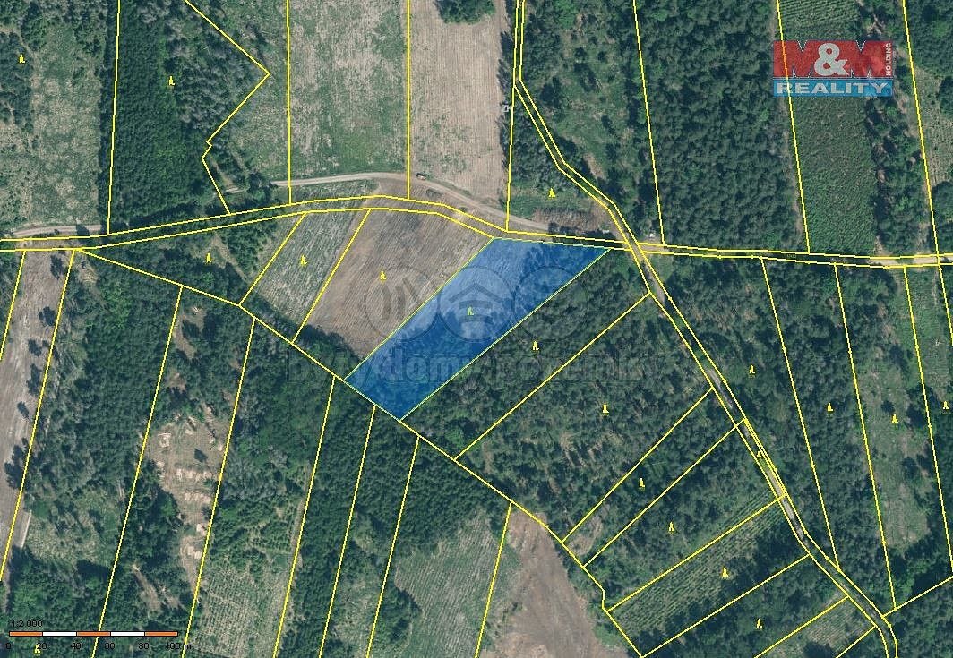 Les, 15 115 m²