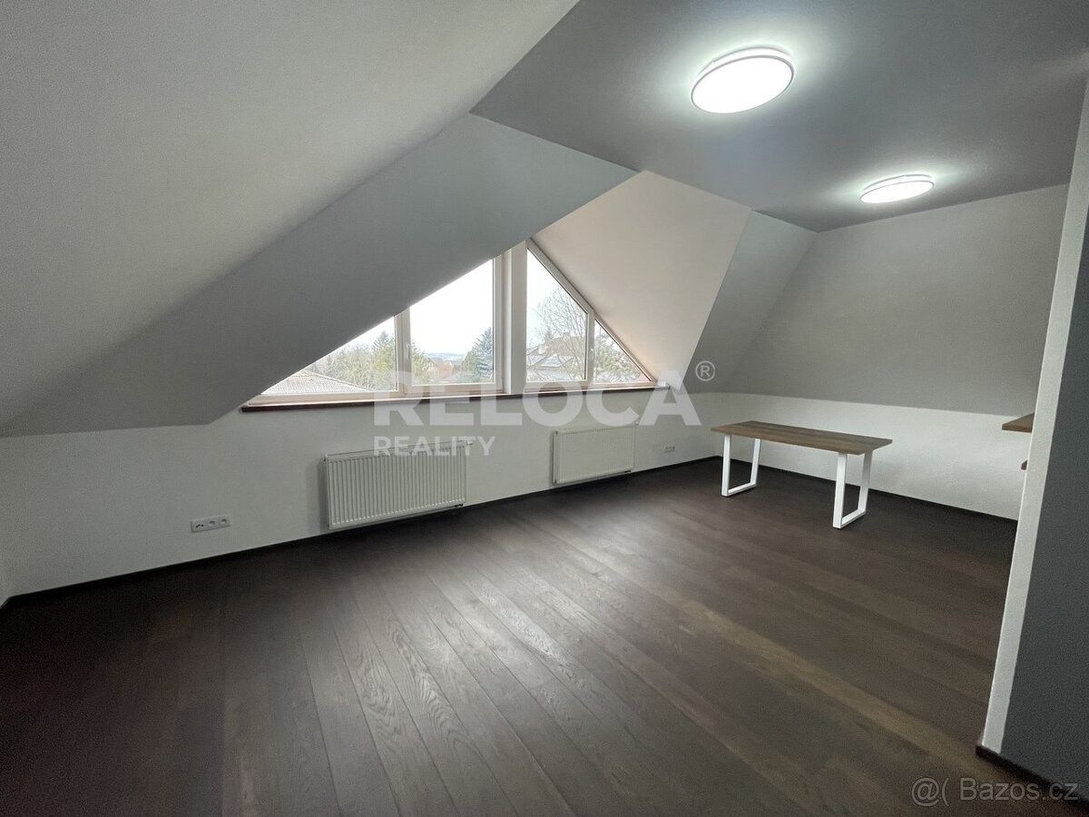 Byty, Psáry, 252 44