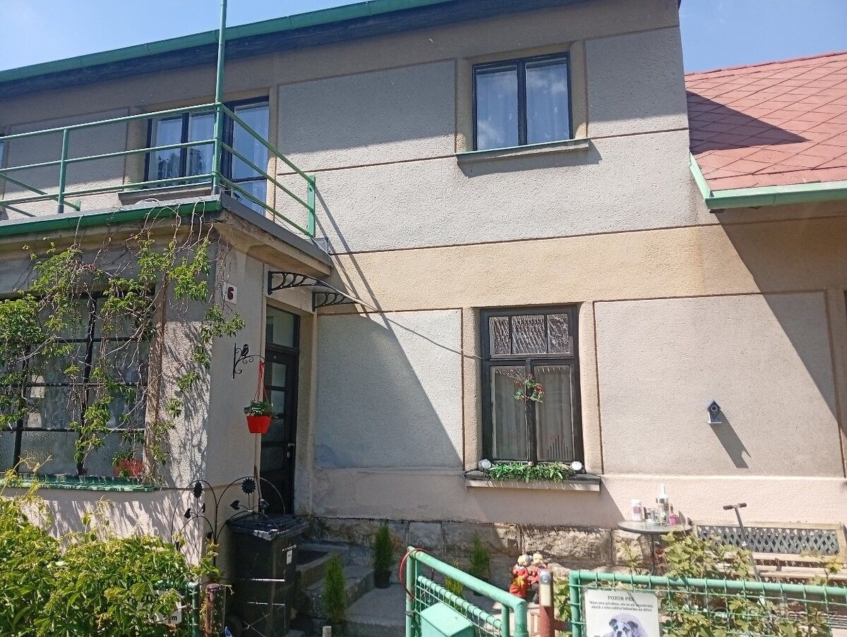 Dům – Ostroměř, Domoslavice – pohled 2