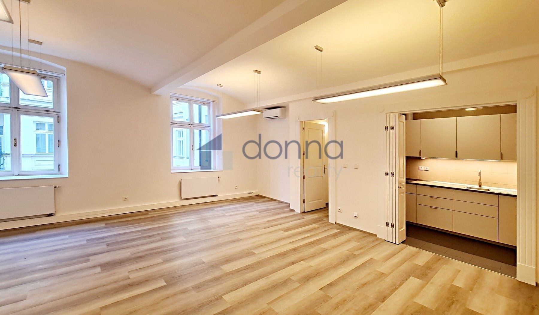 4+kk, Václavské náměstí, Praha Nové Město, 155 m² - 1