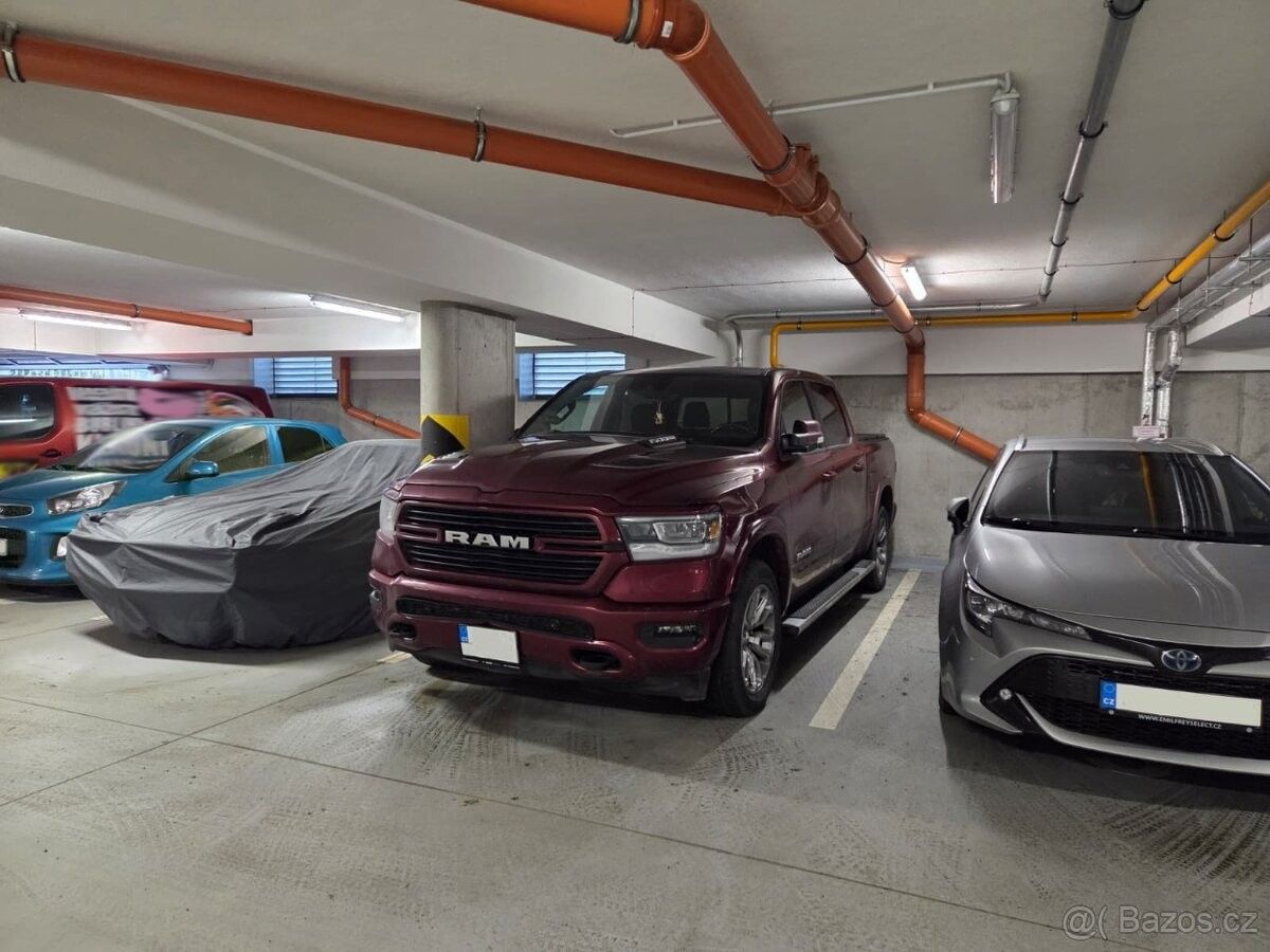 Prodej garáž - Praha, 155 21