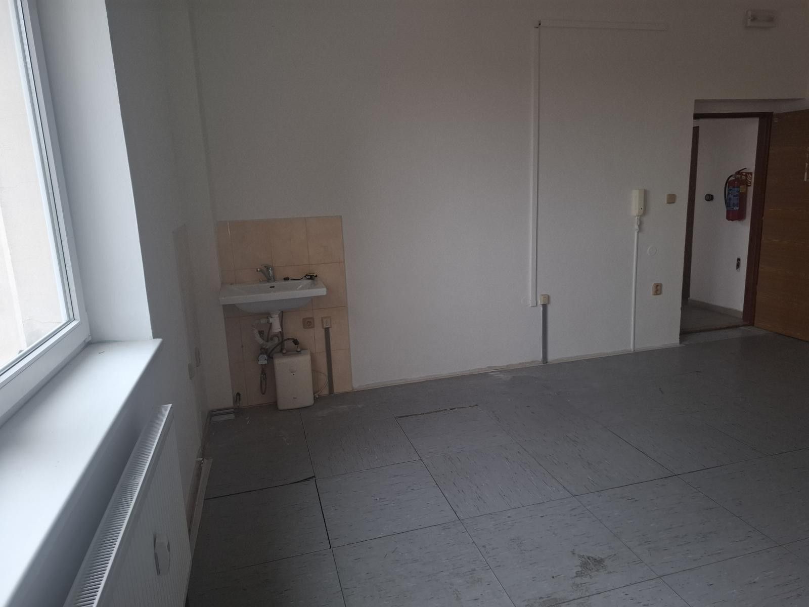 Kanceláře, Masarykova, Lysá nad Labem, 21 m² - 2