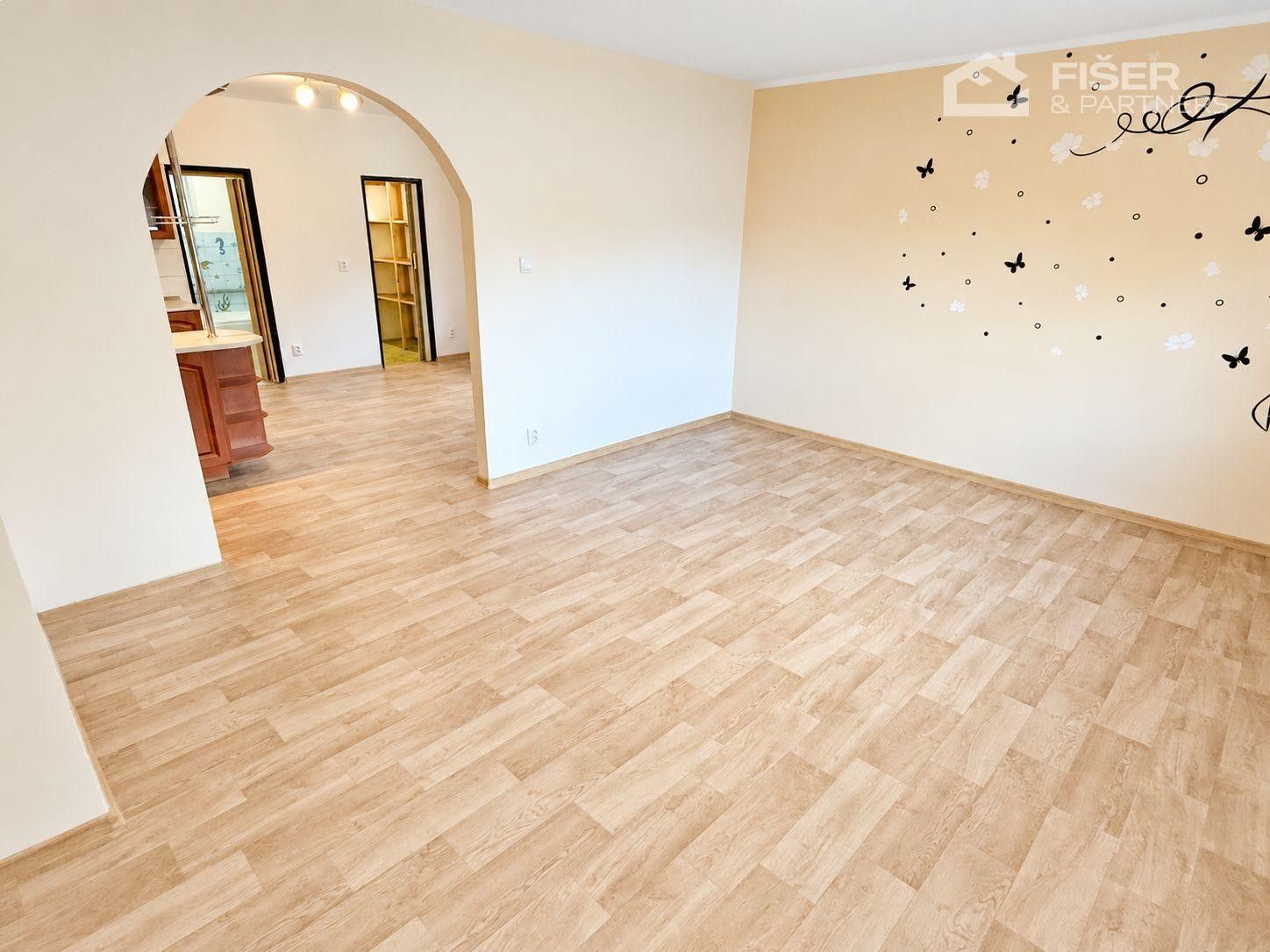 Byt 3+1 · 80 m² · Na Nivách, Krhová - 3