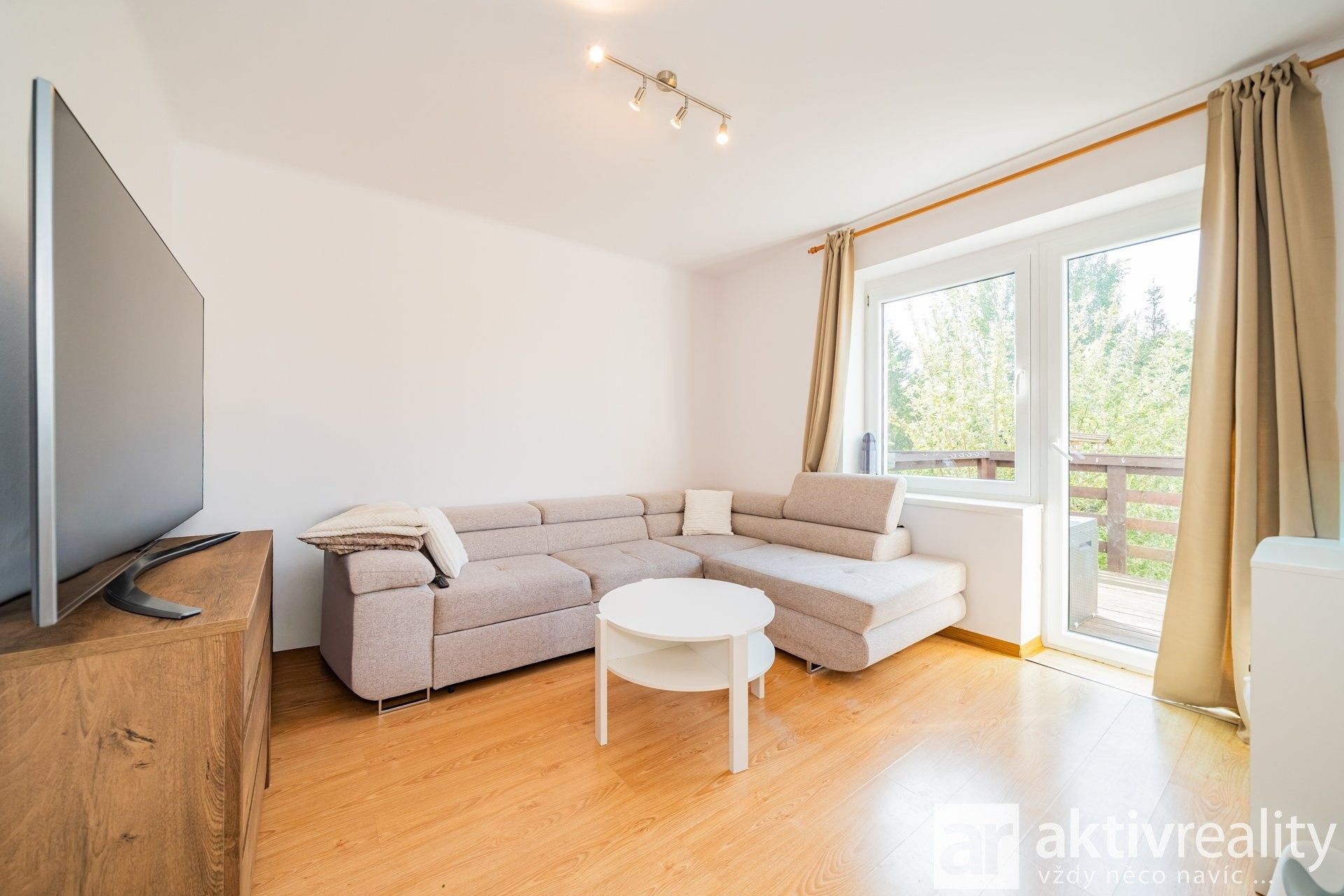 Rodinný dům · 260 m² · Nad teplárnou, Praha - 4