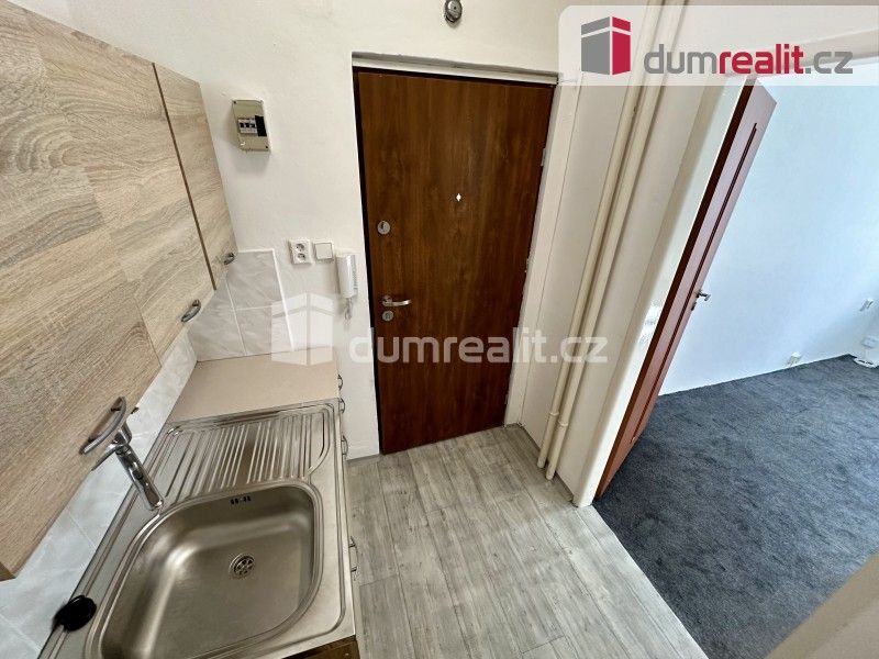 Pronájem byt 1+kk - Moskevská, Ústí nad Labem, 21 m²