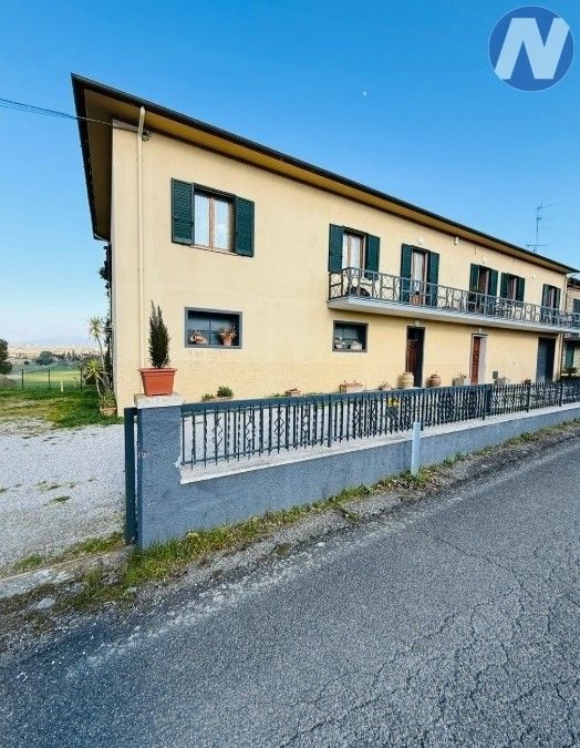 Rodinné domy, 987 66, Zahraničí