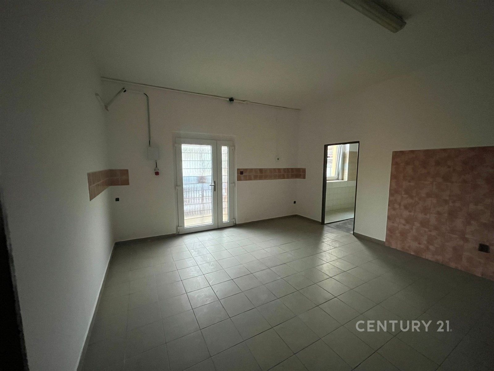 Ostatní, Hostomice, 233 m²