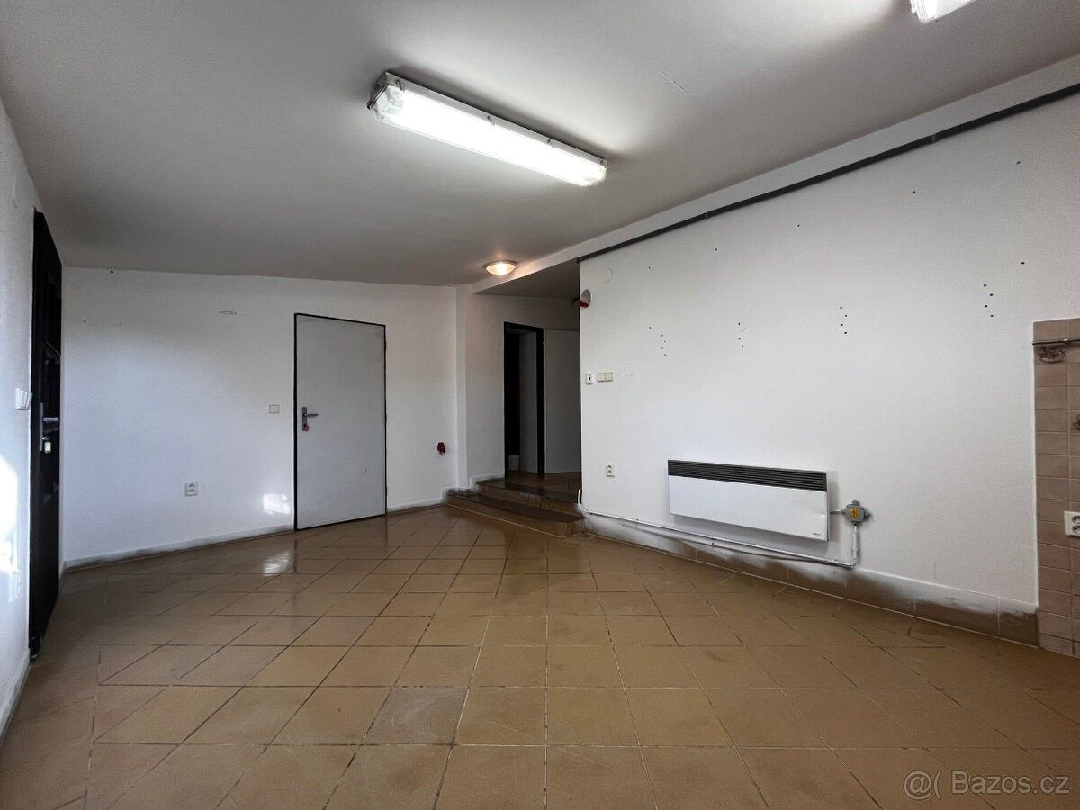 Pronájem sklad - Bohuňovice, 783 14