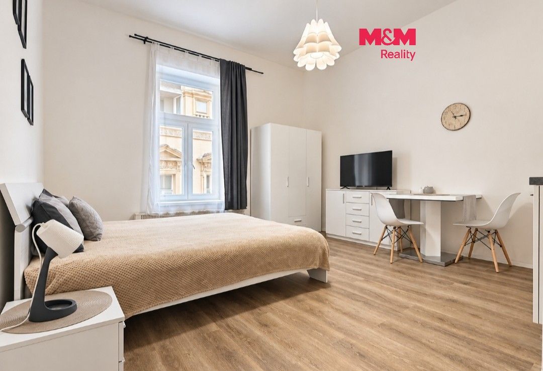 1+kk, Petrská, Praha, 30 m² - 1