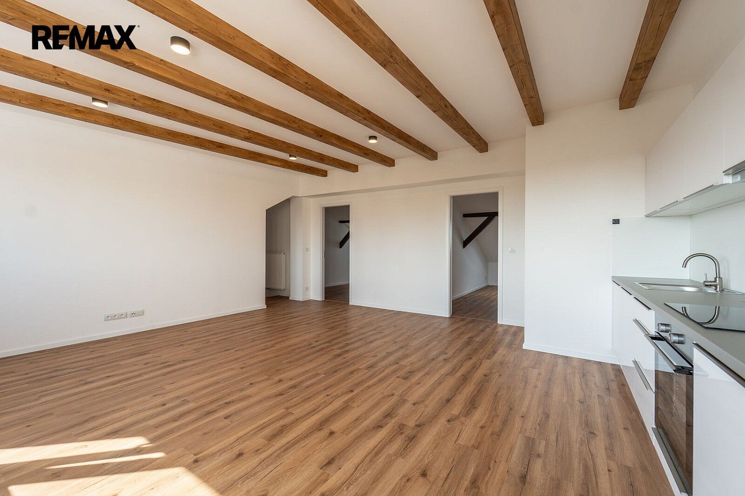 Pronájem byt 4+kk - Český Brod, okres Kolín, Středočeský kraj, 130 m² - 5