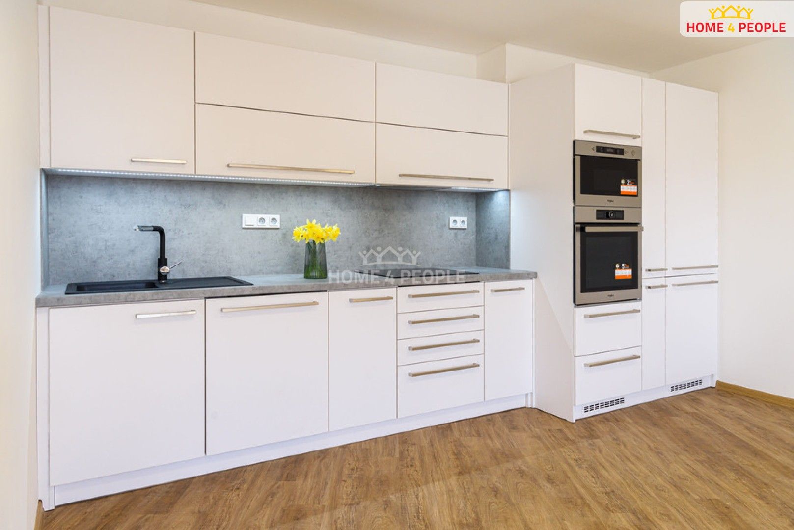 3+kk, Všemina, 80 m²