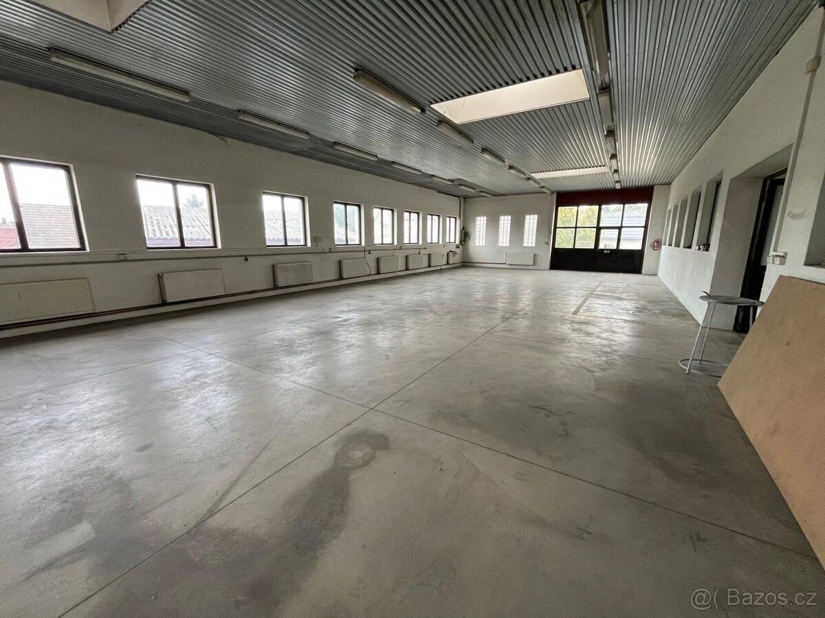 Sklady, Ledce, 294 47