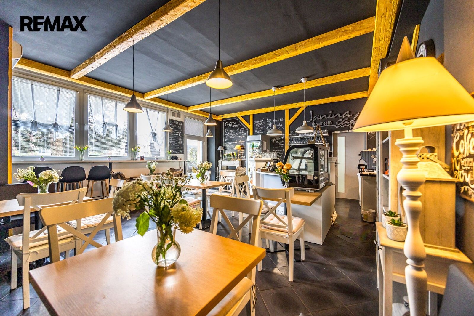 Restaurace · 55 m² · Marš. Rybalka 1020, Most - 4