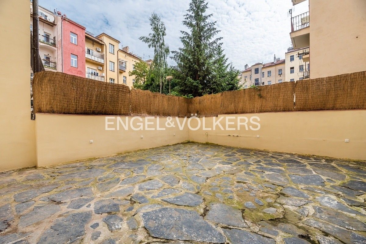 Pronájem restaurace - Korunní, Praha, 130 m²