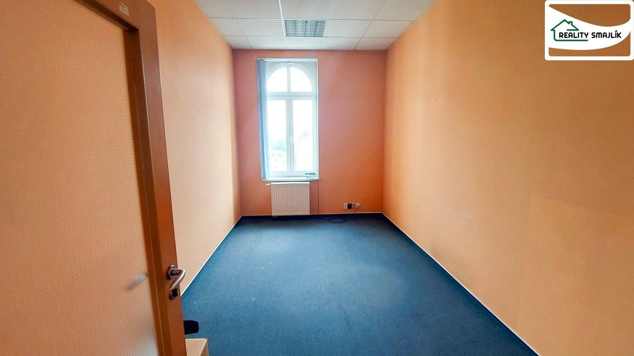 Kancelář · 21 m² · Májová 71, Cheb - 4