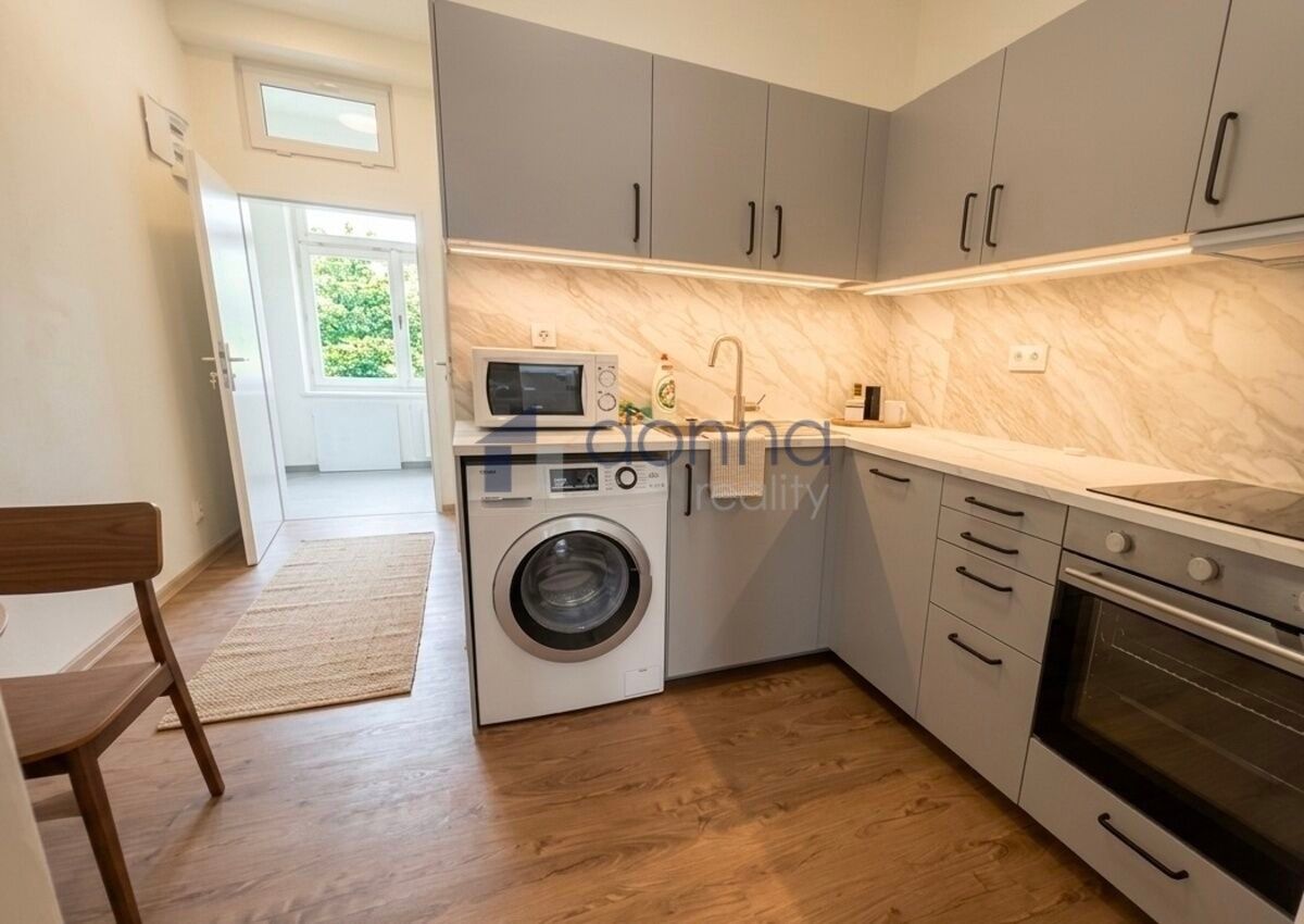 1+1, Lublaňská, Praha Nové Město, 42 m² - 2
