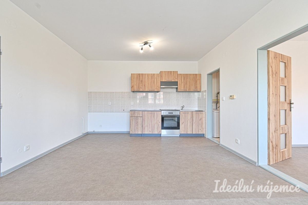 Pronájem byt 2+kk - Mokrá, Mokrá-Horákov, 47 m²