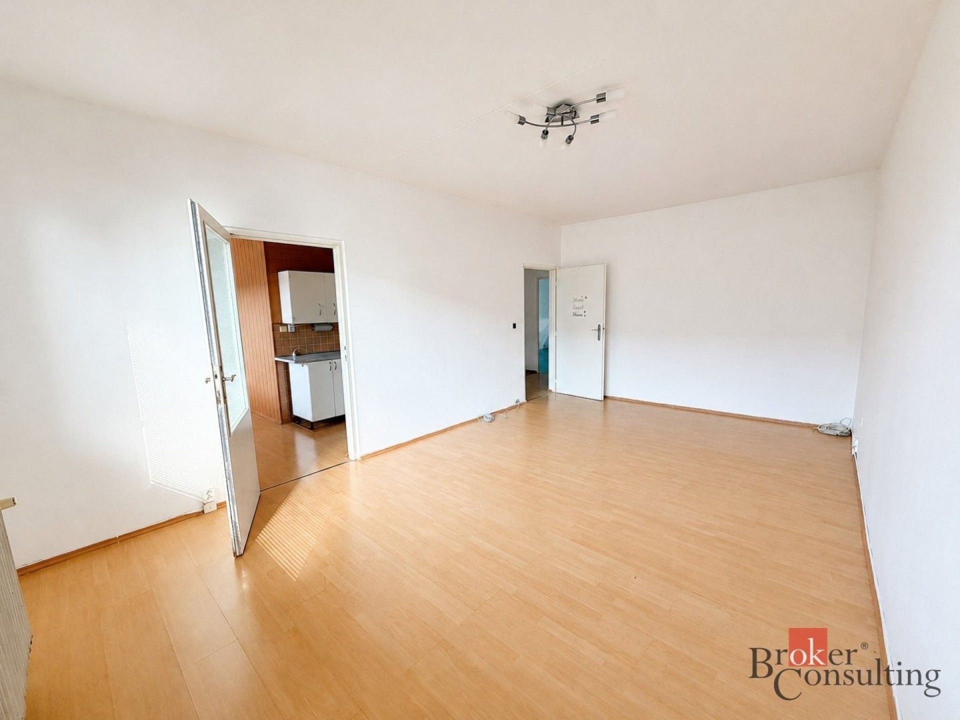 Byt 2+1 · 64 m² · Komenského 4435, Chomutov - 3
