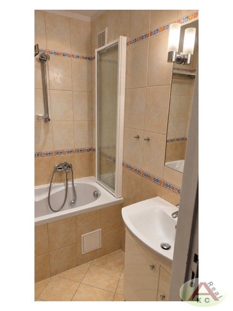 Byt 3+1 · 65 m² · Bachova, Praha - 4