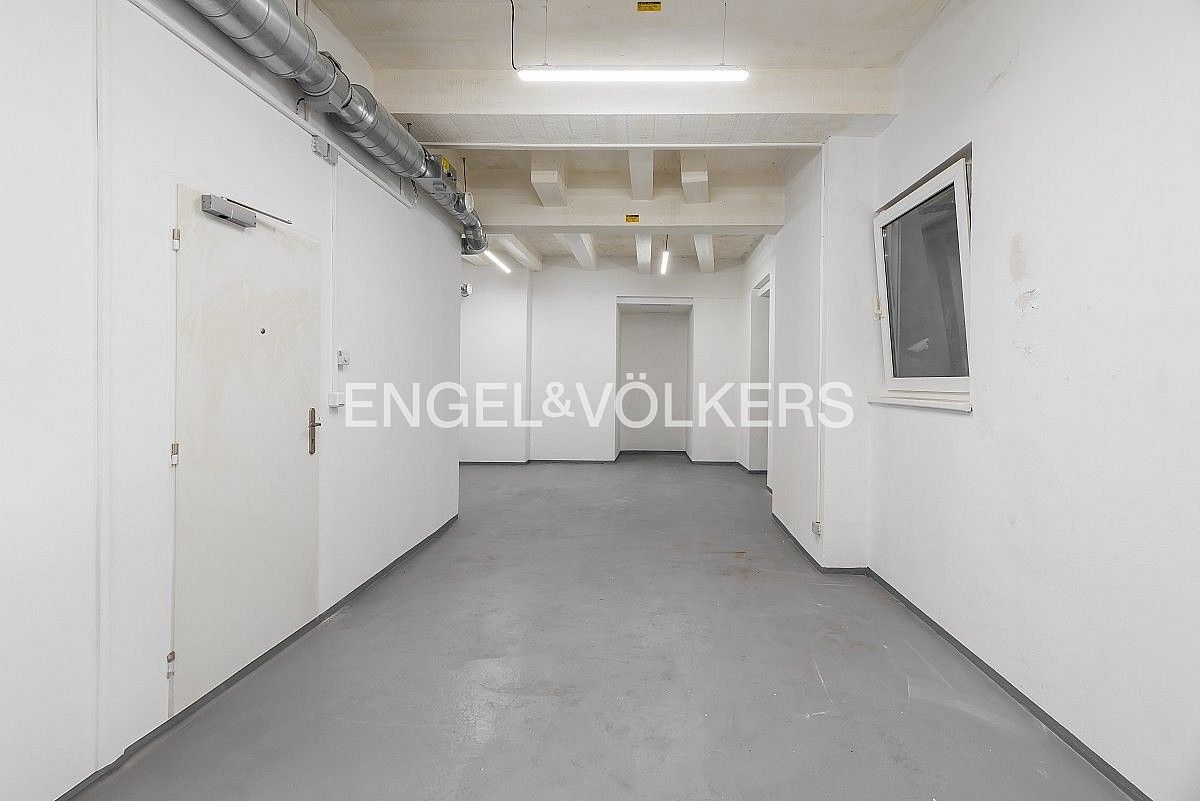 Výrobní prostory · 48 m² · Praha - Bubeneč, okres Praha 6, Hlavní město Praha - 4