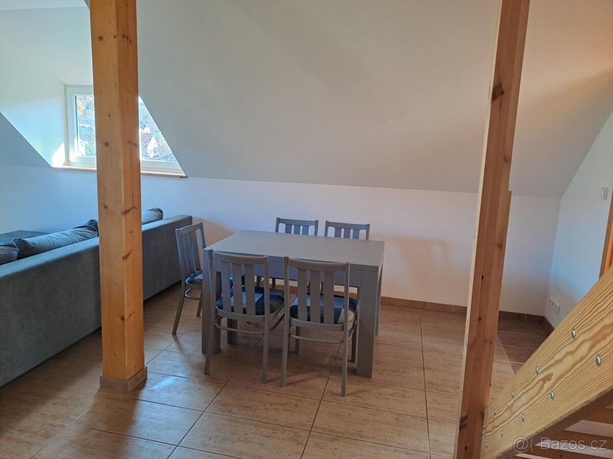 Pronájem byt - Rožnov pod Radhoštěm, 756 61