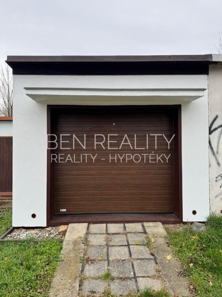 Prodej garáž - Holešov, 769 01