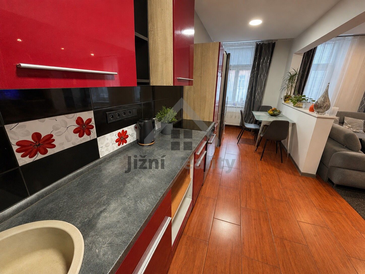 Prodej byt 2+kk - Dobrovodská, České Budějovice, 93 m² - 5
