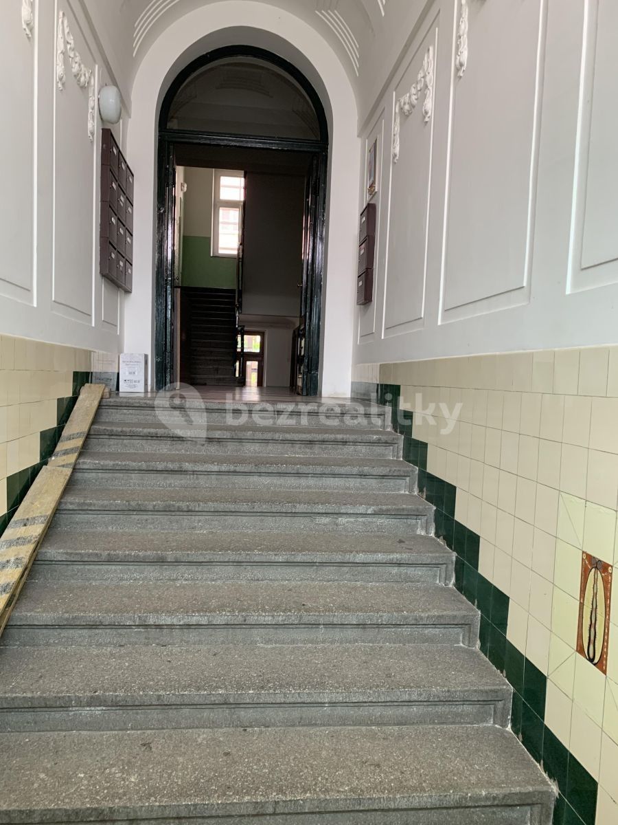 Pronájem byt 1+kk - U Havlíčkových sadů, Praha - Vinohrady, 35 m² - 5