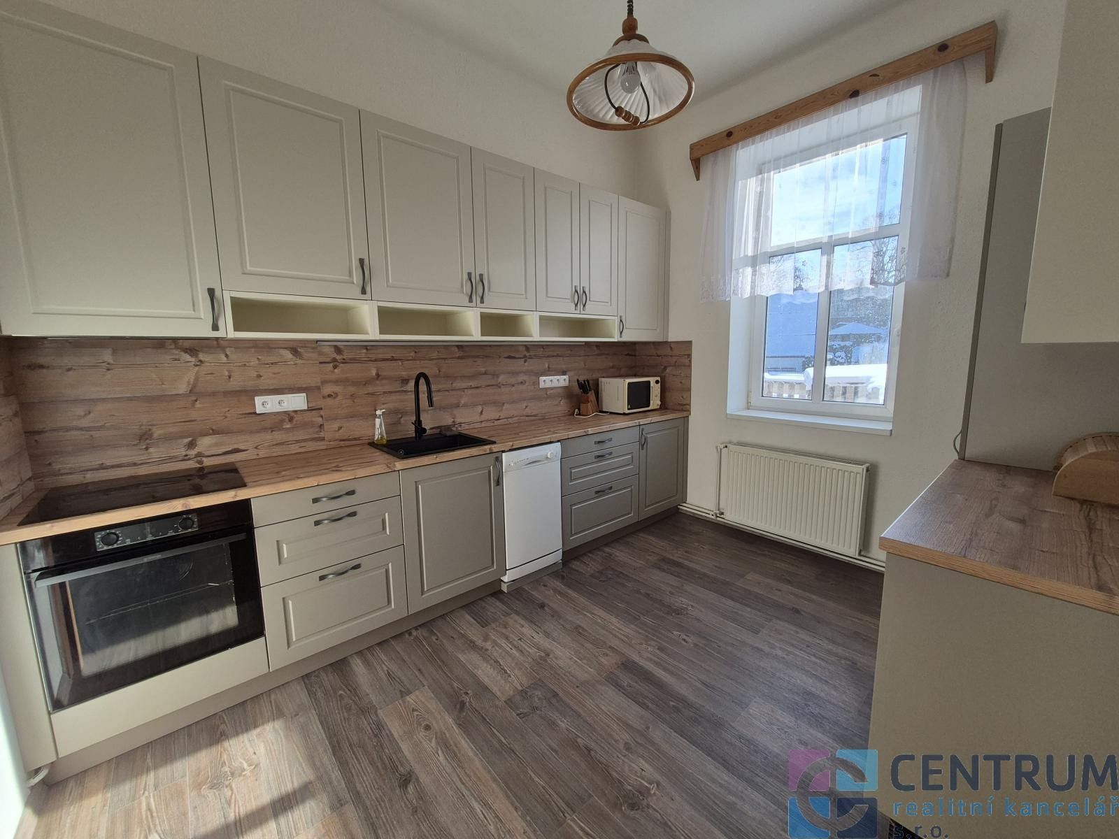 Pronájem byt 4+1 - 5. května  , Jablonec nad Nisou, 143 m²