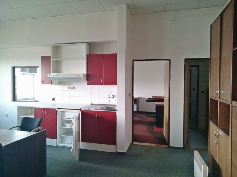 Pronájem kancelář - Na zákopě  , Olomouc, 101 m²