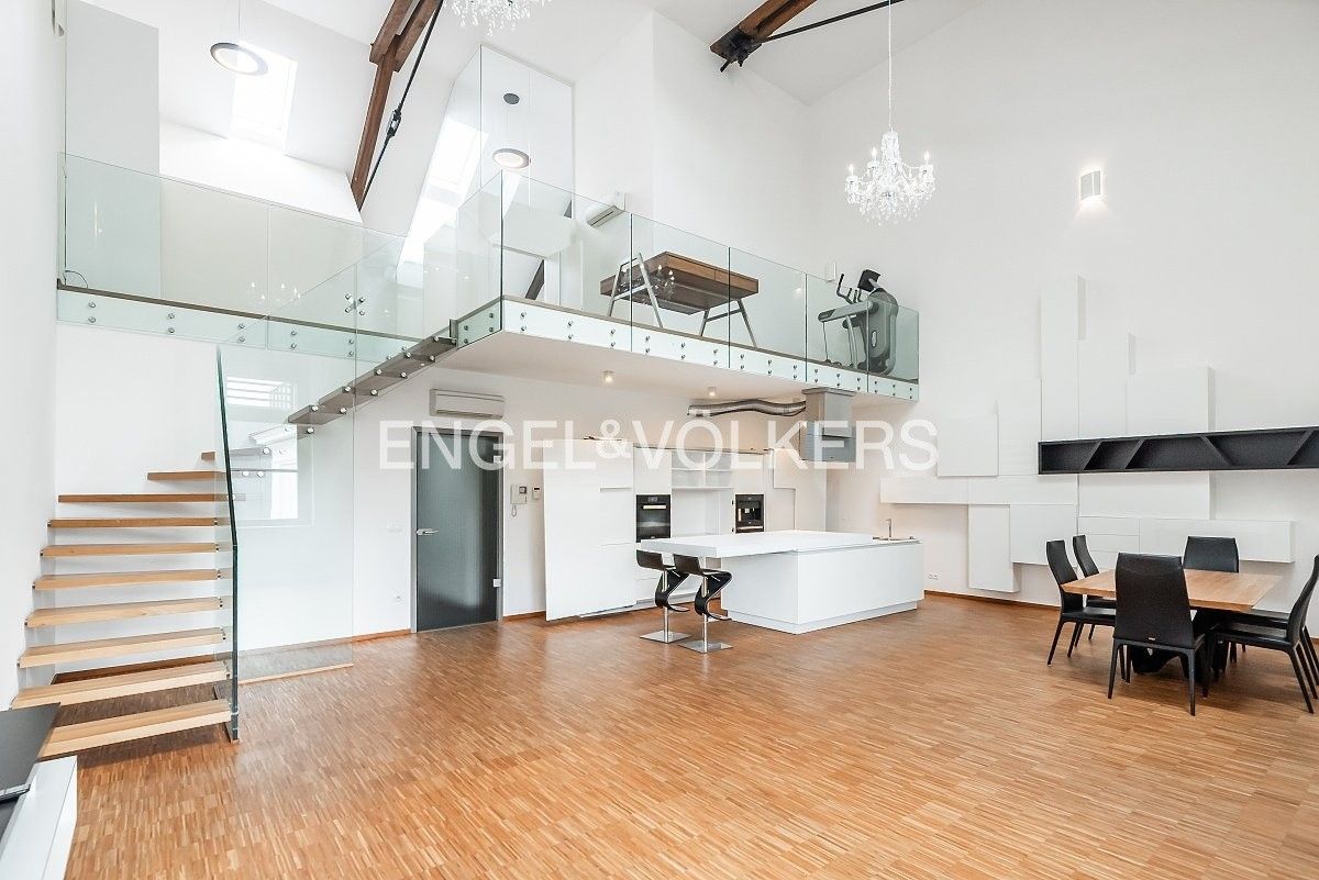 Pronájem byt 3+kk - Na Maninách 1590, Praha Holešovice, 170 m² - 5