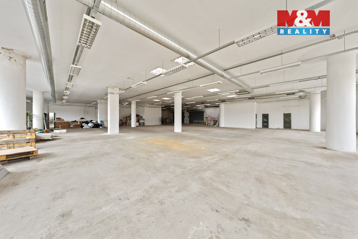 Pronájem obchodní prostory - Plzeňská, Děčín, 666 m²