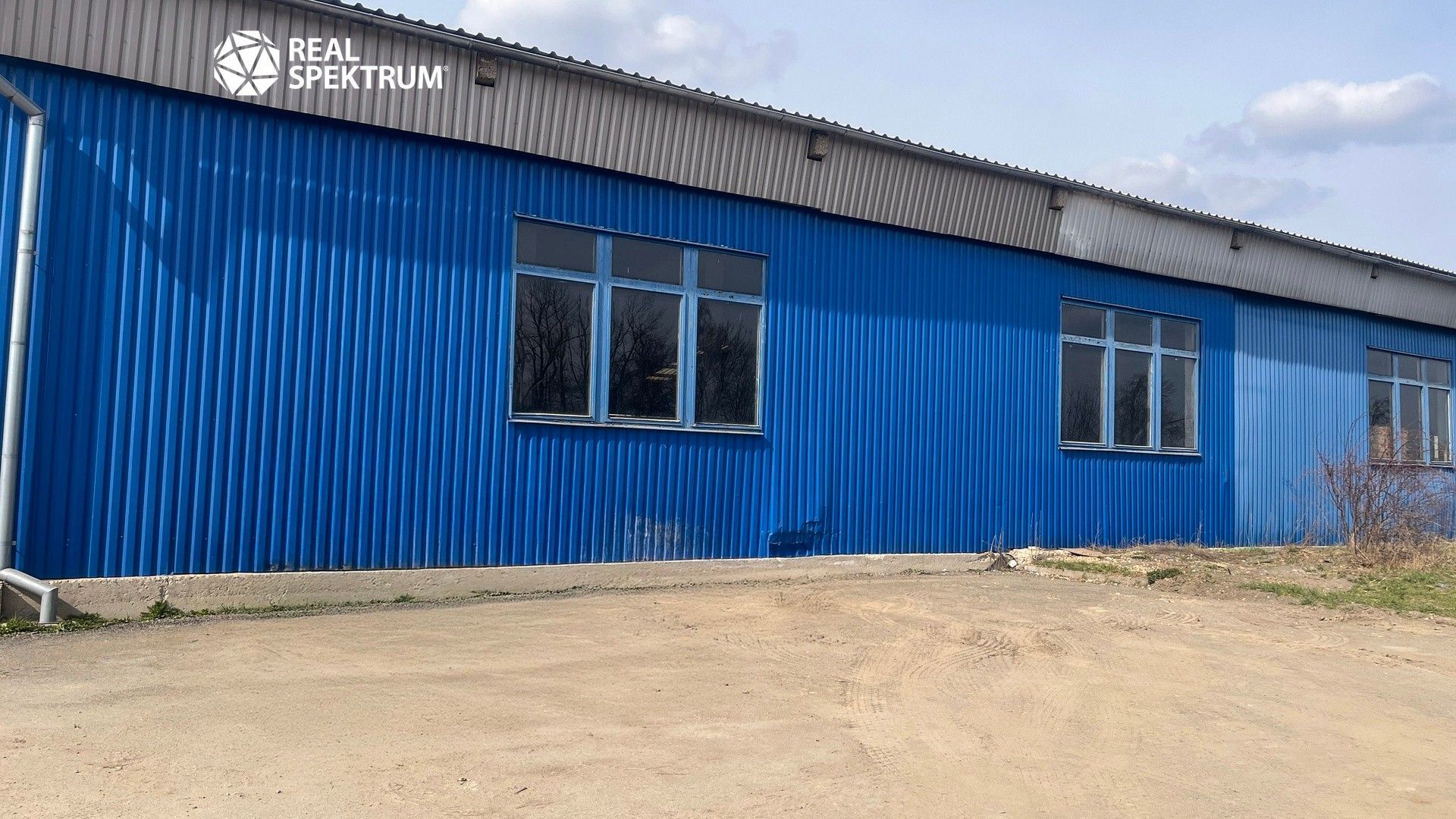 Prodej výrobní prostory - Hladov, 5 000 m² - 5