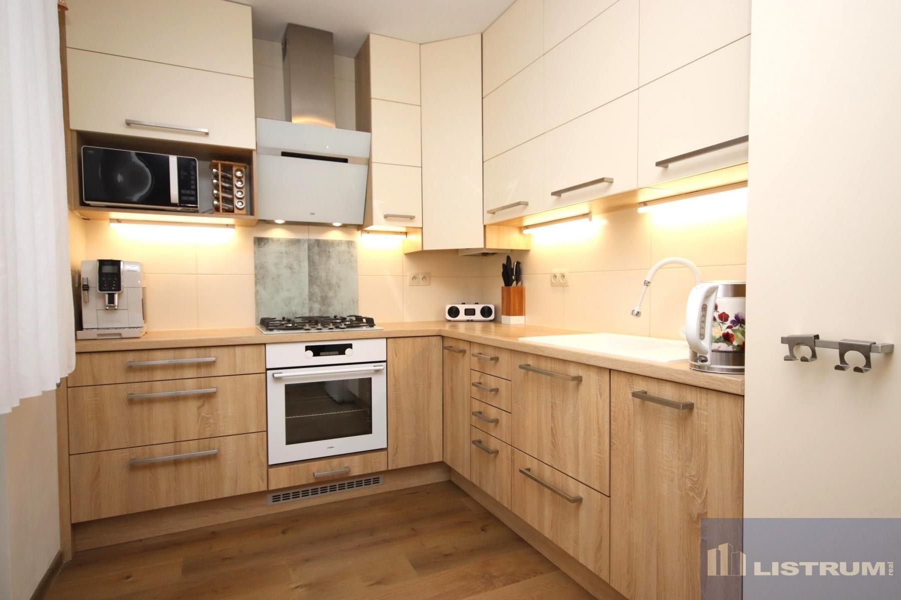 3+1, Seifertova, Třinec, 60 m²