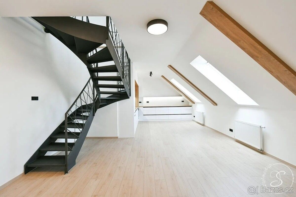 Pronájem byt - Praha, 140 00