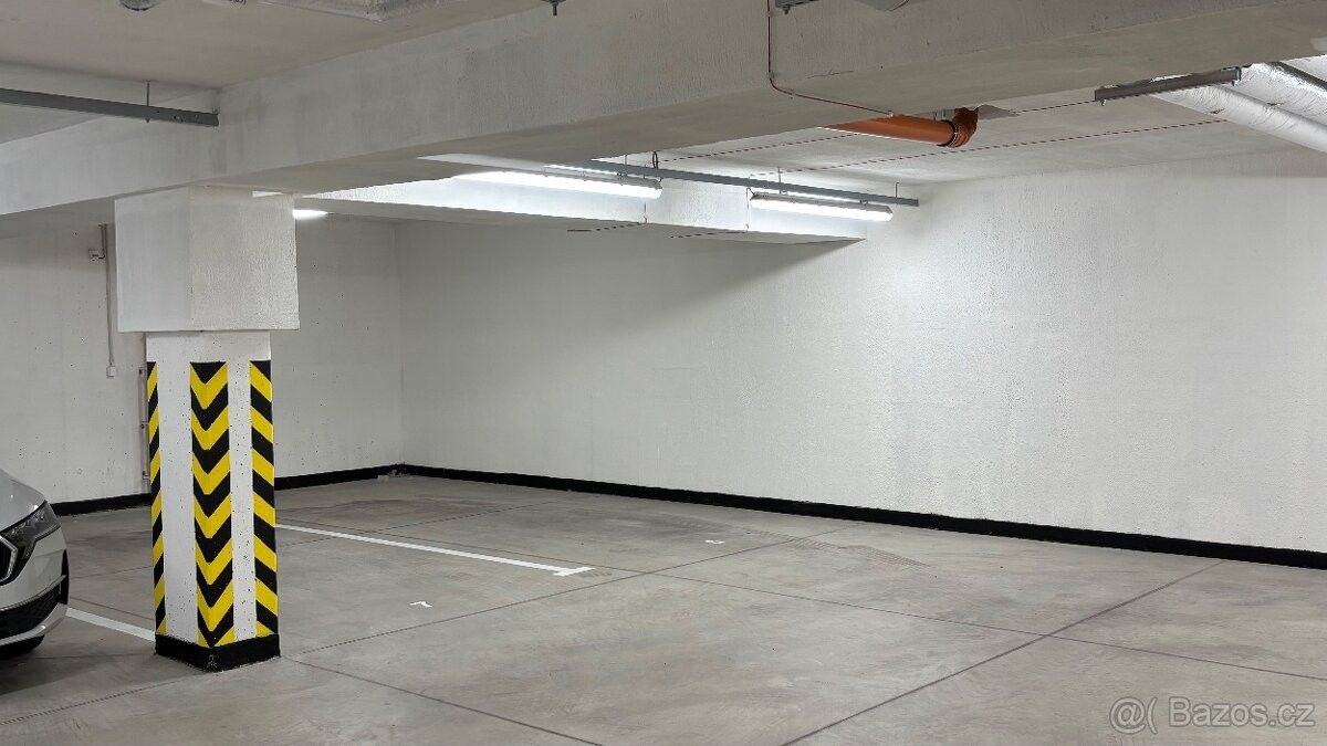Pronájem garáž - Brno, 641 00