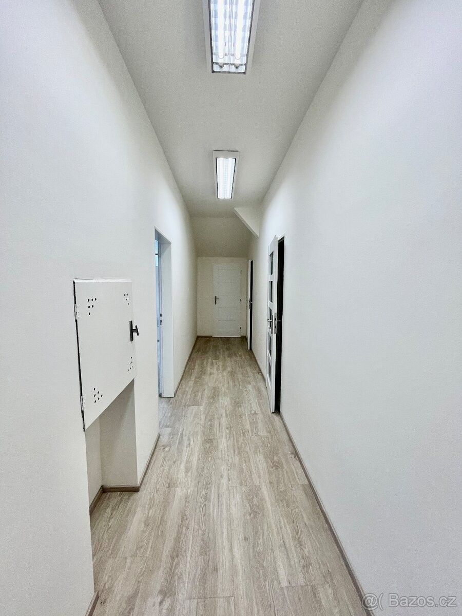 Kanceláře, Praha, 110 00