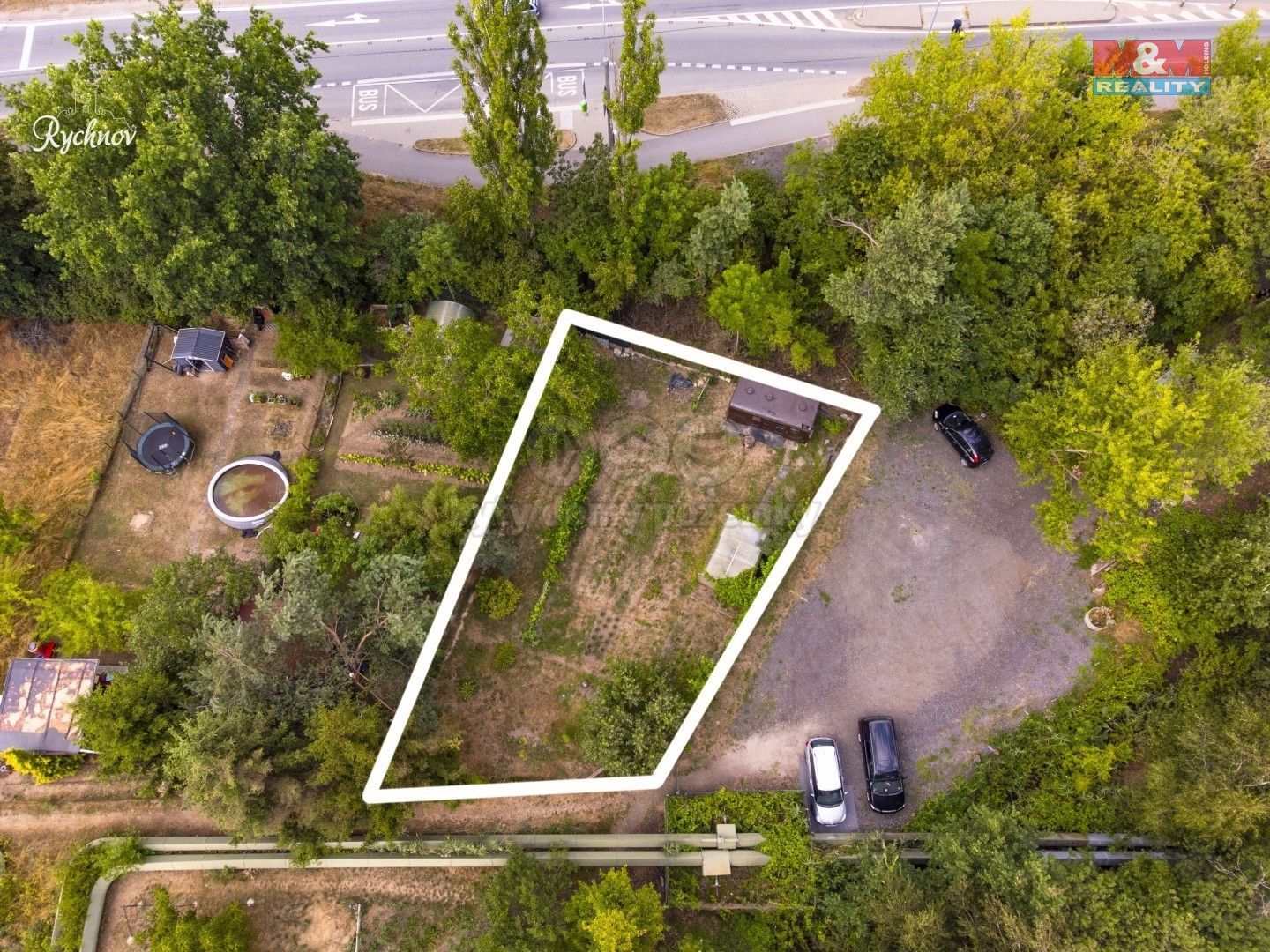 Chaty, Semtín, Pardubice, 362 m²