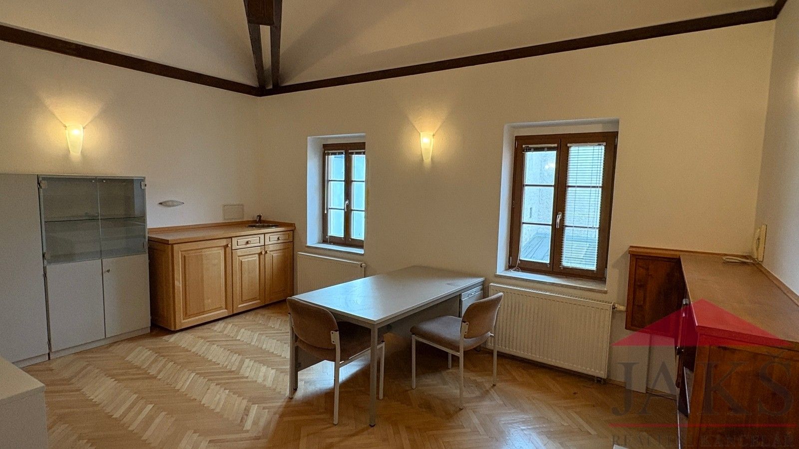 Kanceláře, náměstí Svobody, Sušice, 22 m²