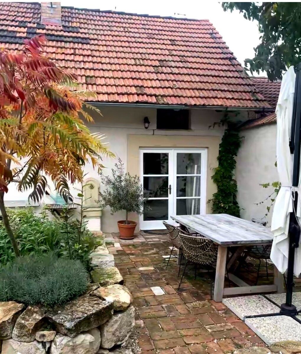 Rodinné domy, Hlavenec, 294 76