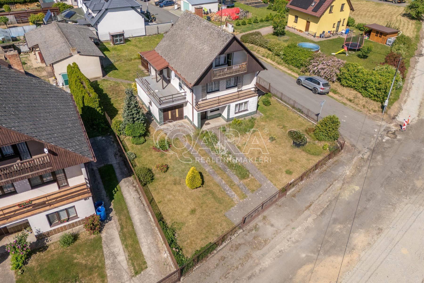 Rodinné domy, Chorušice, 189 m² - 2
