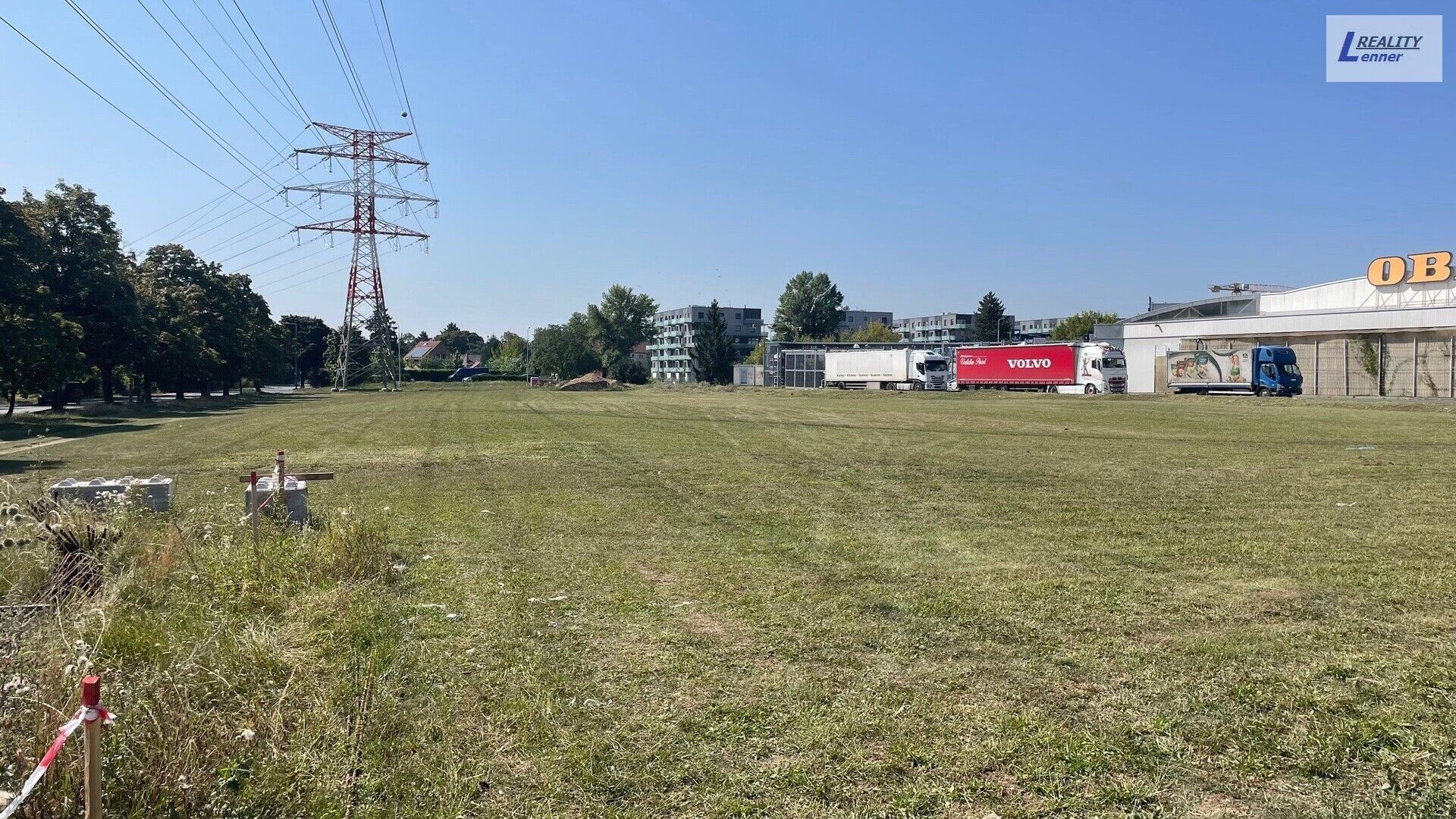 Komerční pozemky, Praha, 8 990 m² - 1