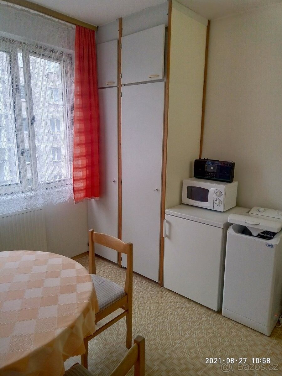 Pronájem byt 1+1 - Sokolov, 356 01