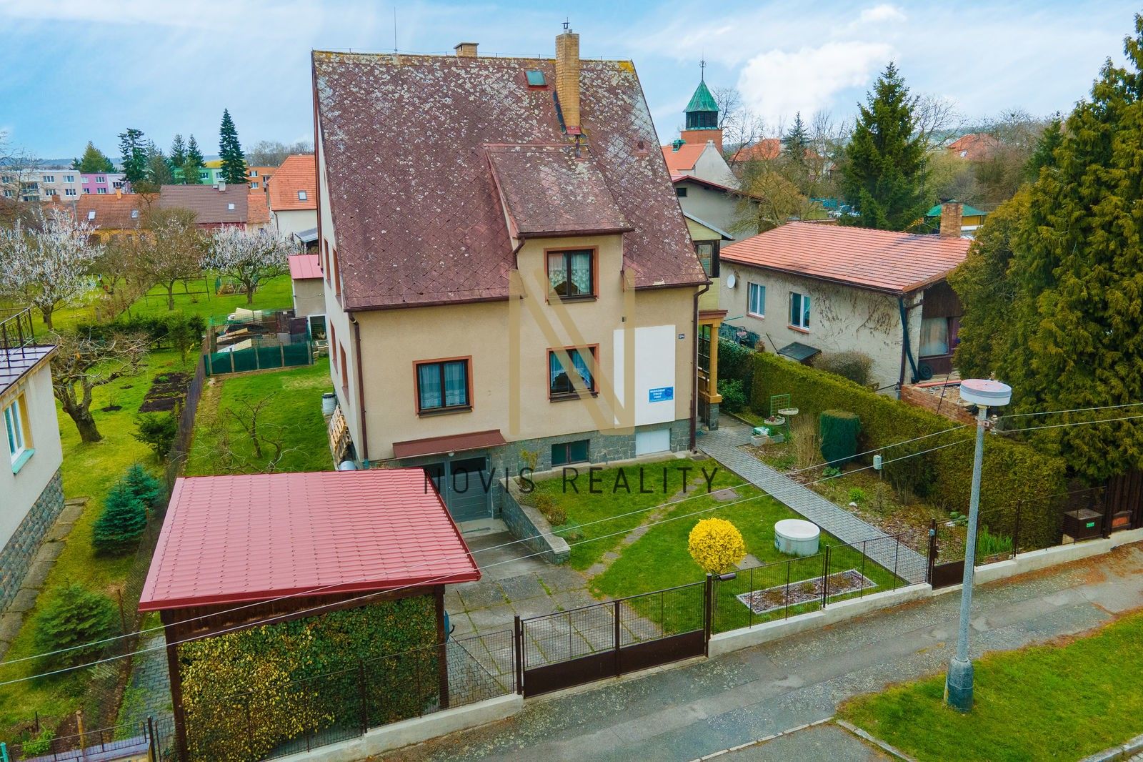 Prodej dům - Slunečná, Kralovice, 246 m²