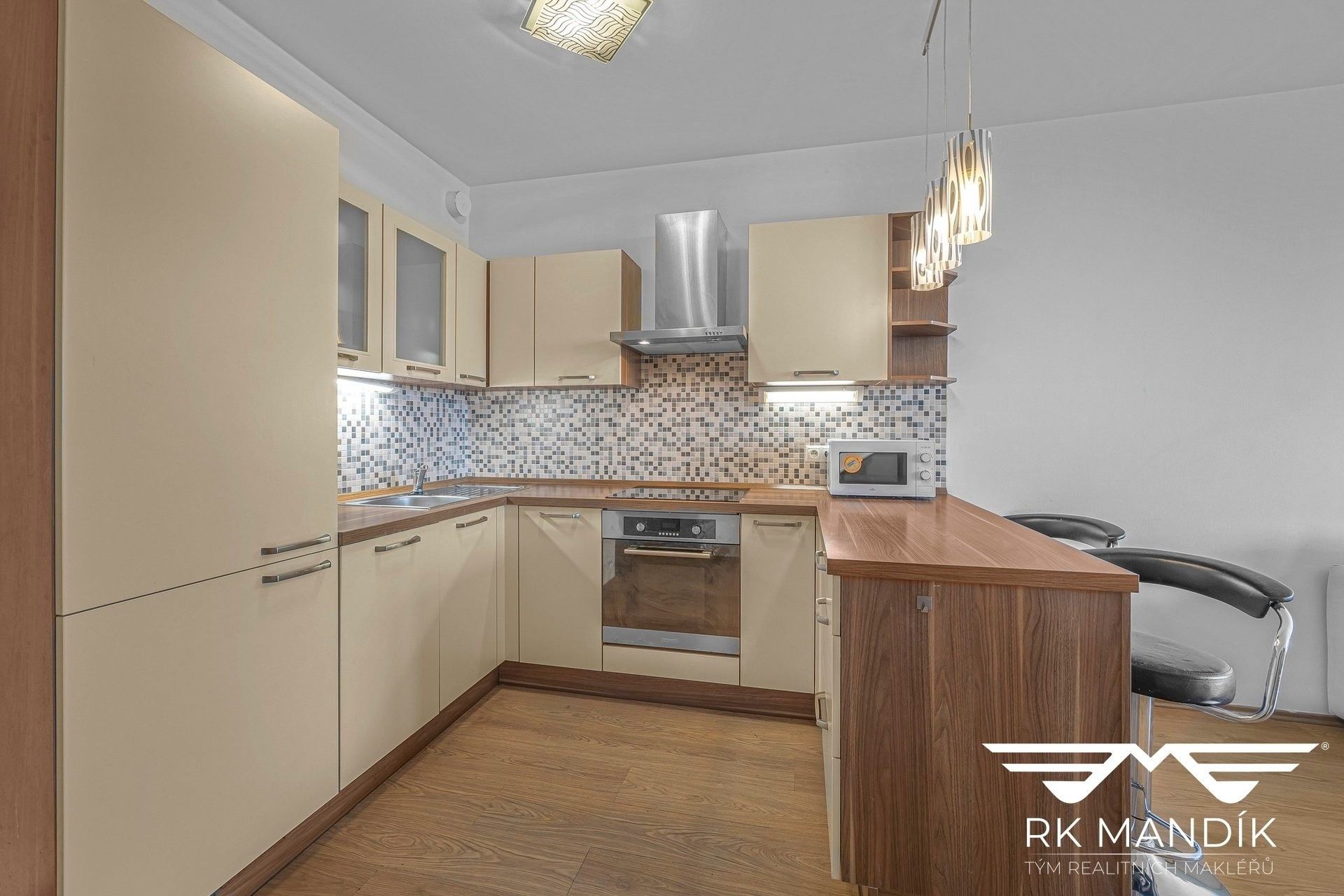 Pronájem byt 2+kk - Kytlická, Praha, 53 m²