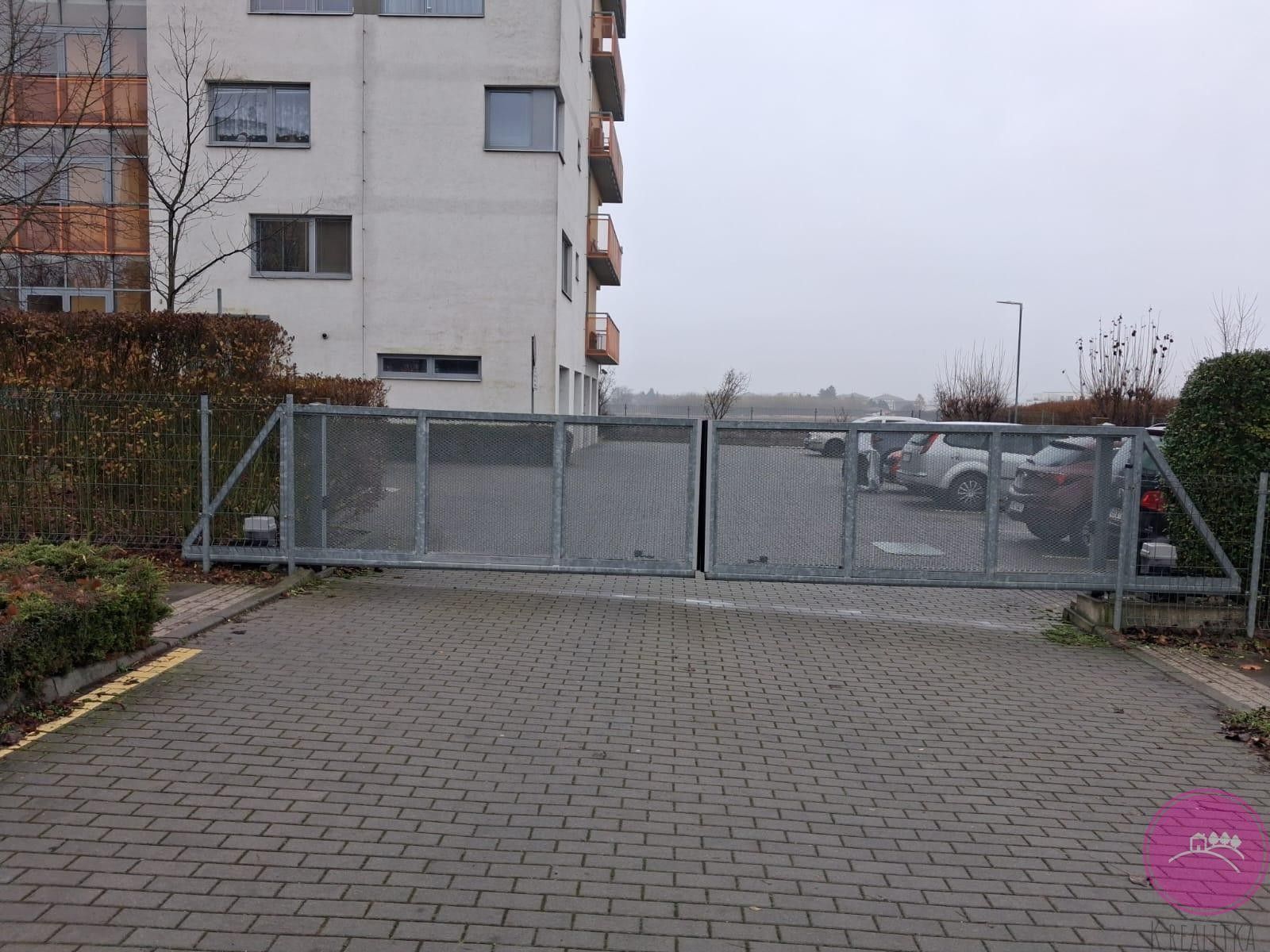 Ostatní, Jeremiášova, Olomouc, 15 m² - 1