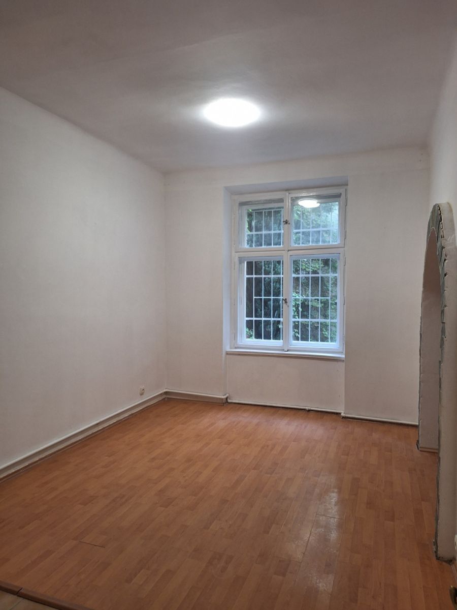 1+1, Na Březince, Praha - Smíchov, 45 m² - 1
