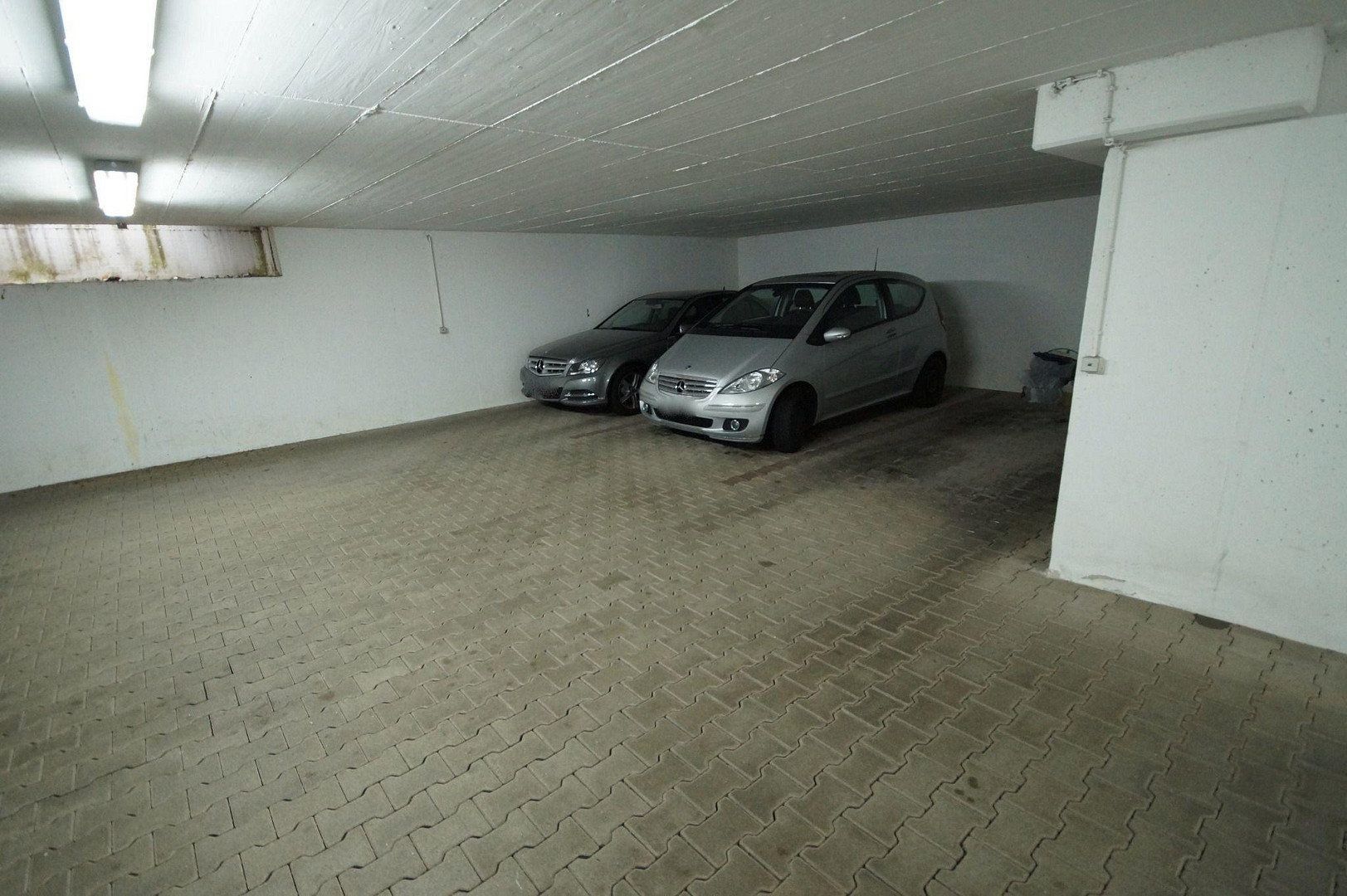 Garáže, Uhlandstr. 32, , Bádensko-Württembersko - 2